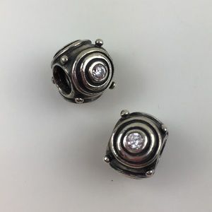 Authentic Retired Pandora Sterling Silver 790120cz
